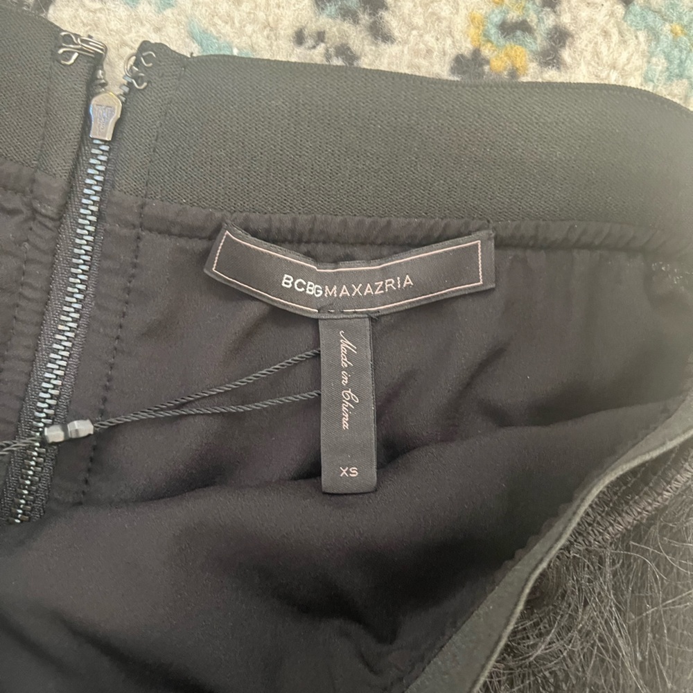 BCBGMAXAZRIA Fringe Skirt NWT - Picture 3 of 4